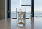 Sand im Trinkwasser in Schwyz: Ursachen, Risiken und technologische Lösungsansätze