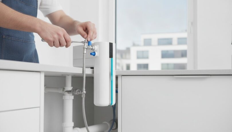 Anleitung zur Installation: Untertisch-Wasserfilter für Schweizer Haushalte (2026)